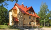 Na zewnątrz